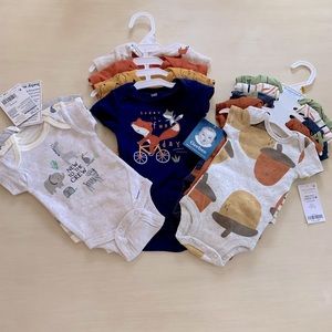 NWT Carters & Gerber Short Sleeve Onesie Bundle
